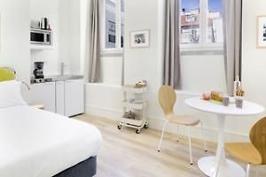 Lisbon Serviced Apartments - Ascensor Da Bica Zewnętrze zdjęcie